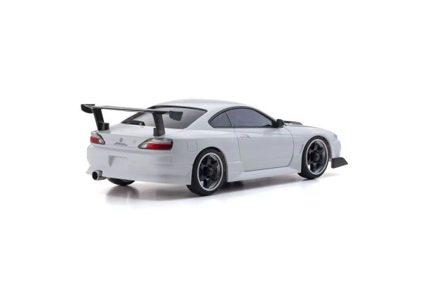 MINI-Z AWD NISSAN SILVIA S15 equipped with GT Wing White